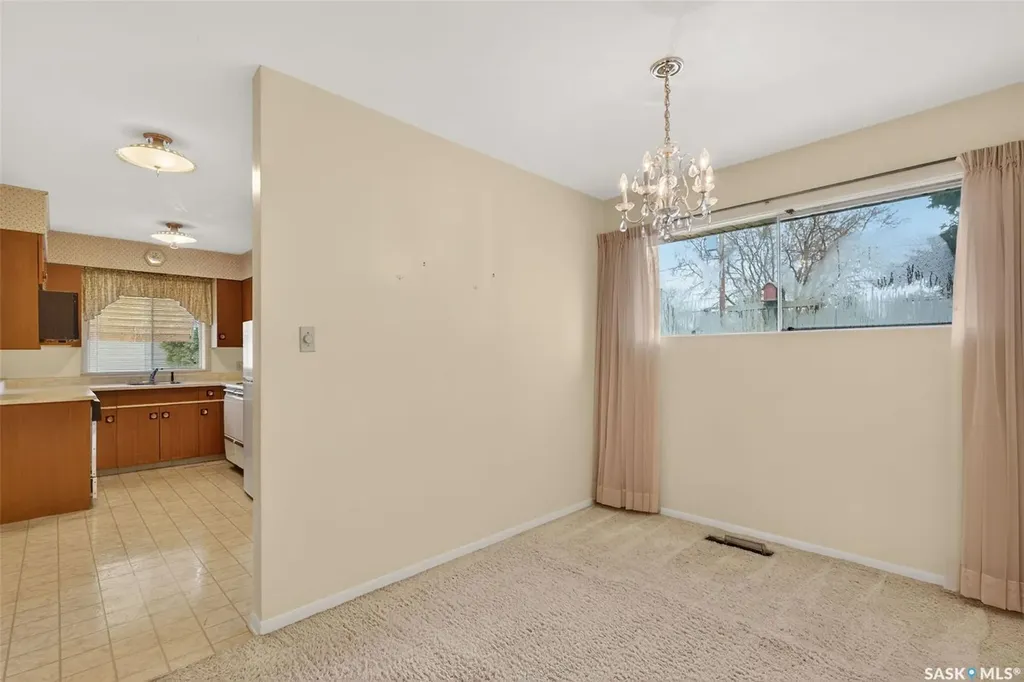 334 25th Street W Prince Albert SK S6V 5P6