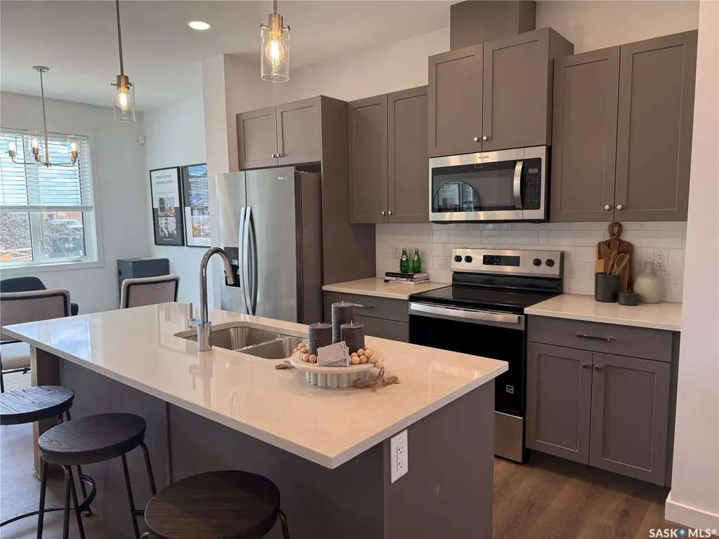 75 Taskamanwa Terrace Saskatoon SK S7V 1Z7