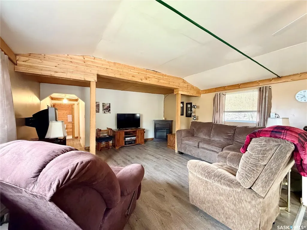 51 Lakeview Road Grandview Beach SK S0G 1C0