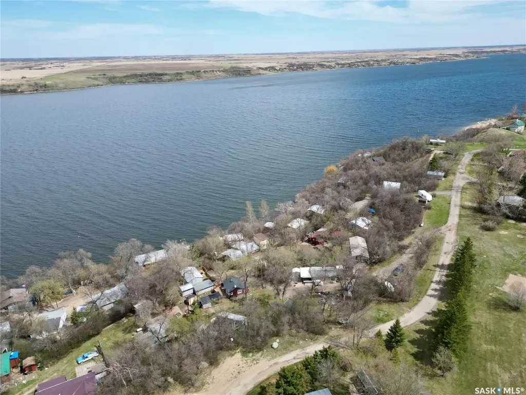 51 Lakeview Road Grandview Beach SK S0G 1C0