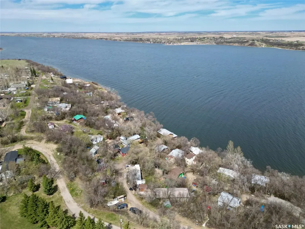 51 Lakeview Road Grandview Beach SK S0G 1C0
