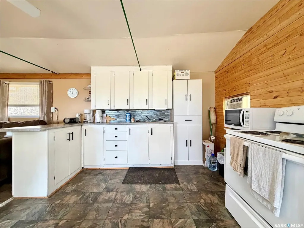 51 Lakeview Road Grandview Beach SK S0G 1C0