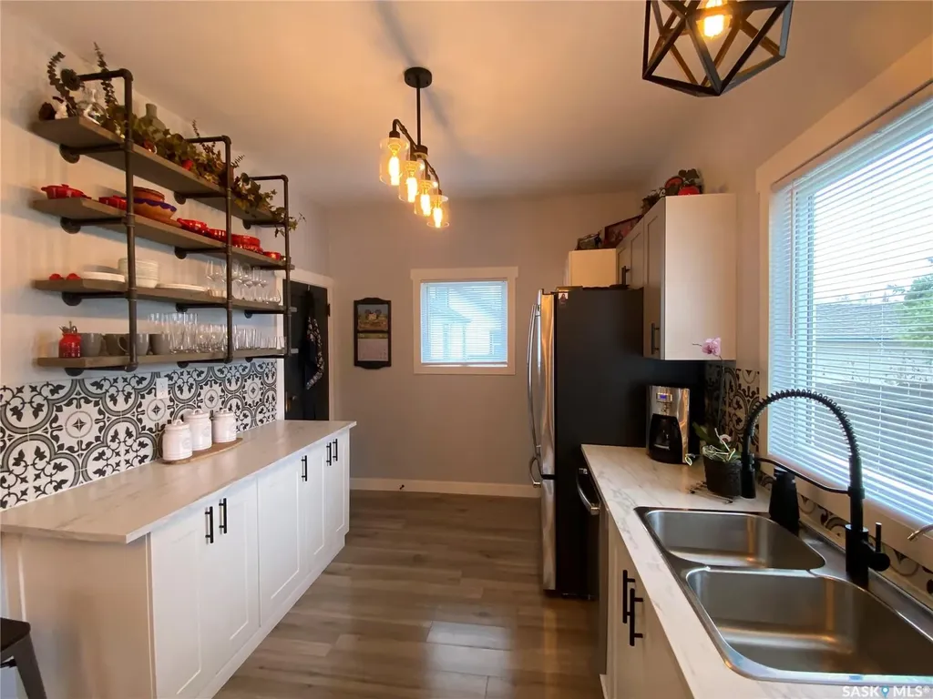 25 Wallace Avenue Yorkton SK S3N 2E6