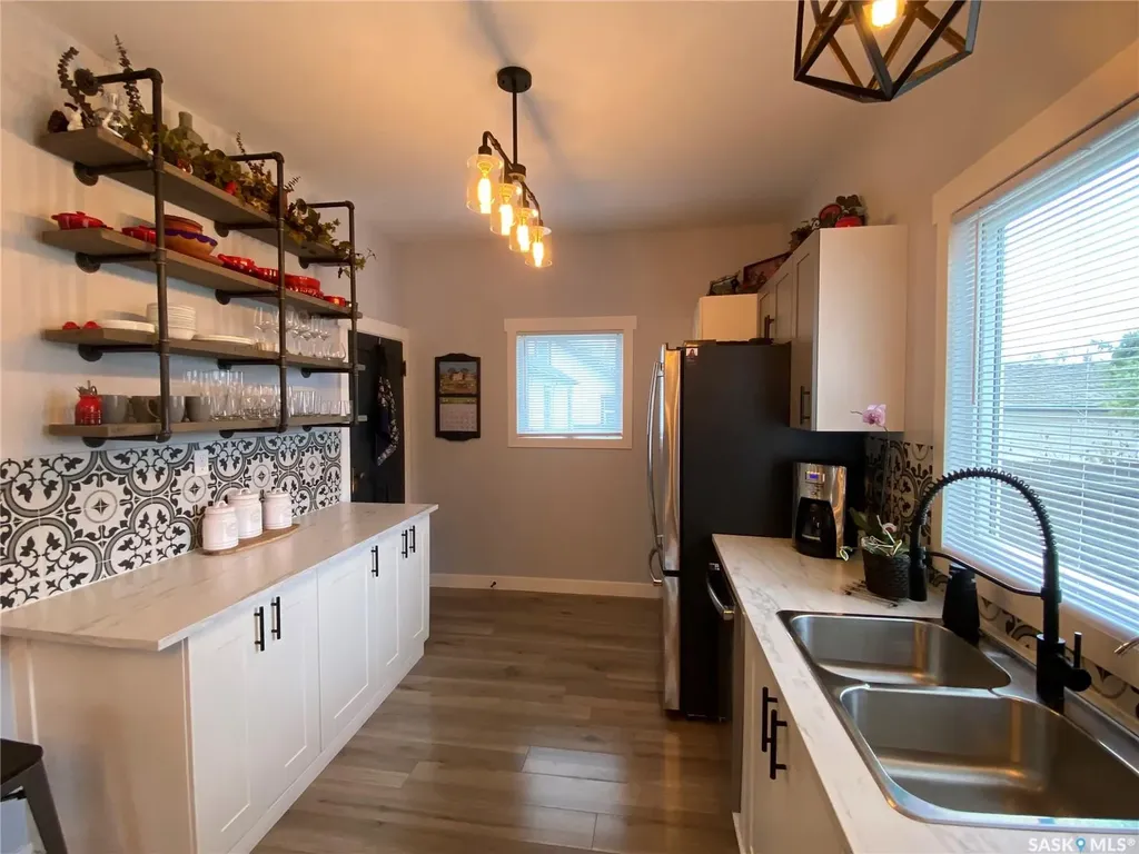 25 Wallace Avenue Yorkton SK S3N 2E6