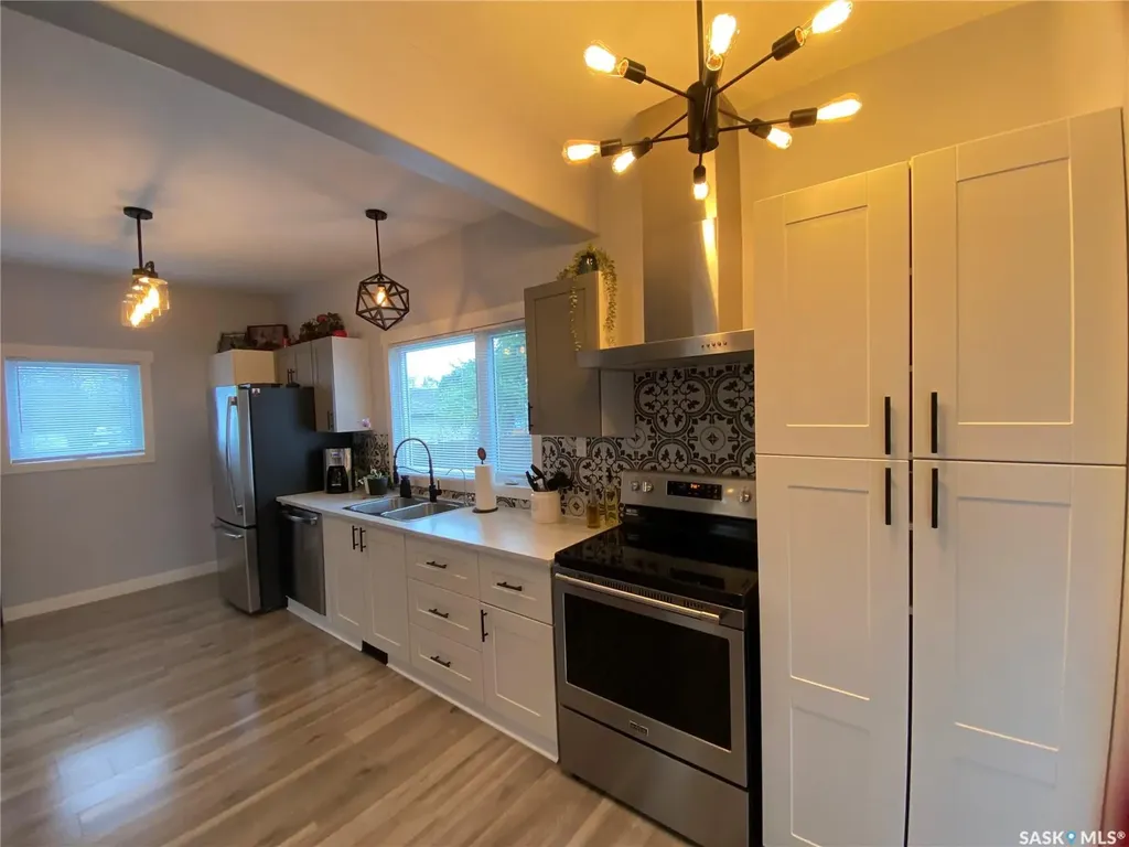 25 Wallace Avenue Yorkton SK S3N 2E6