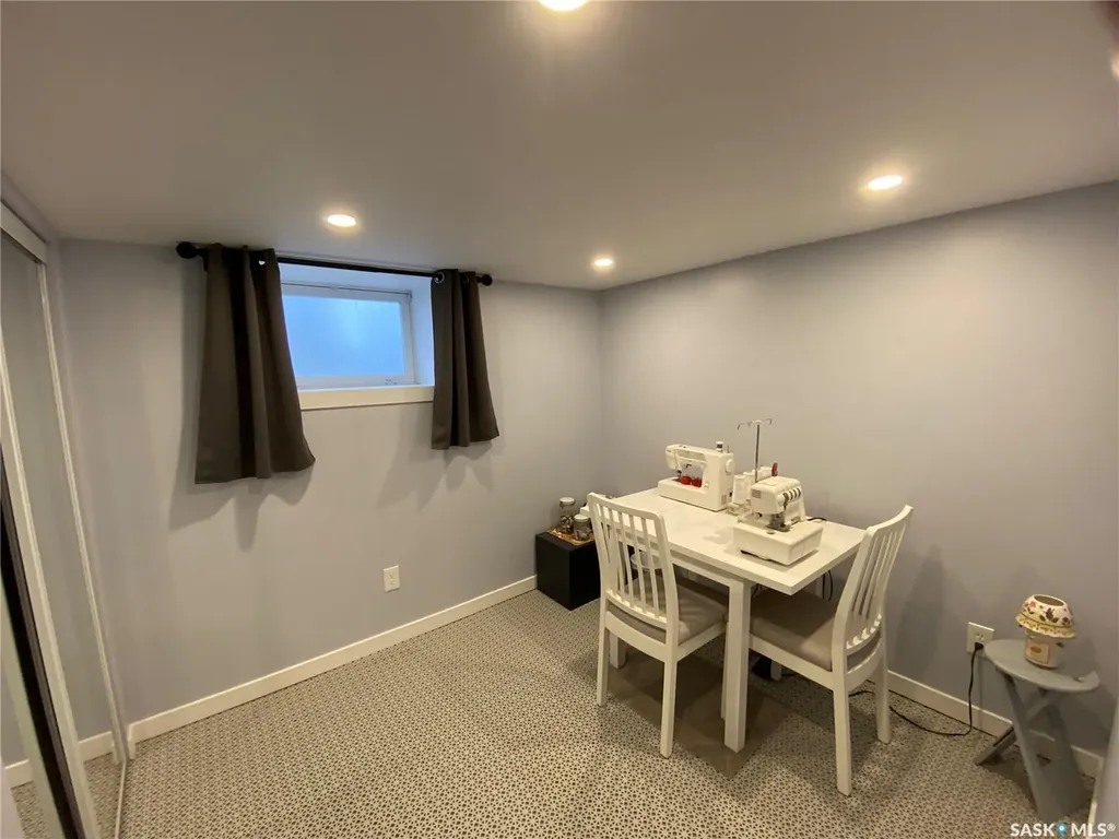 25 Wallace Avenue Yorkton SK S3N 2E6