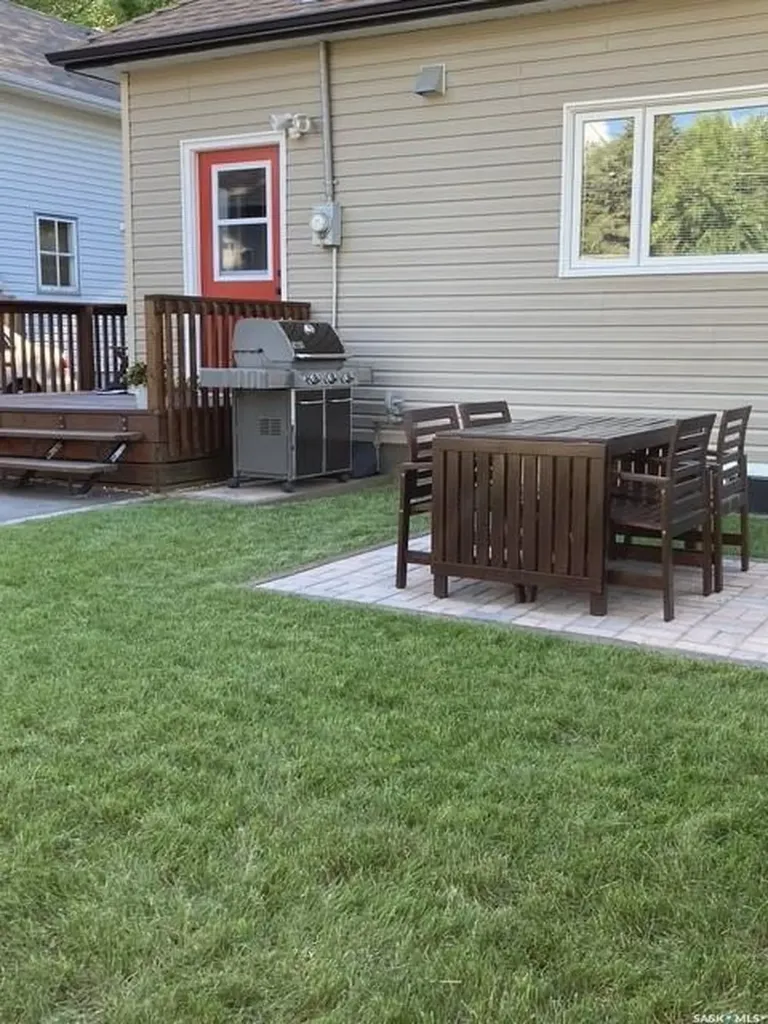 25 Wallace Avenue Yorkton SK S3N 2E6