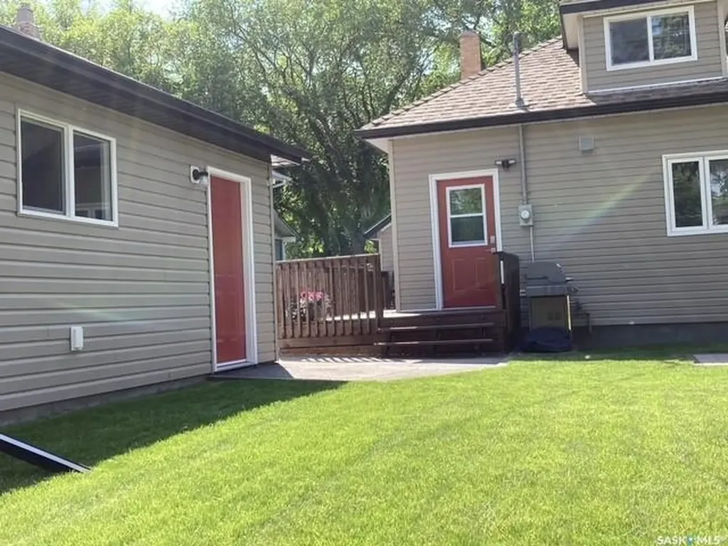 25 Wallace Avenue Yorkton SK S3N 2E6