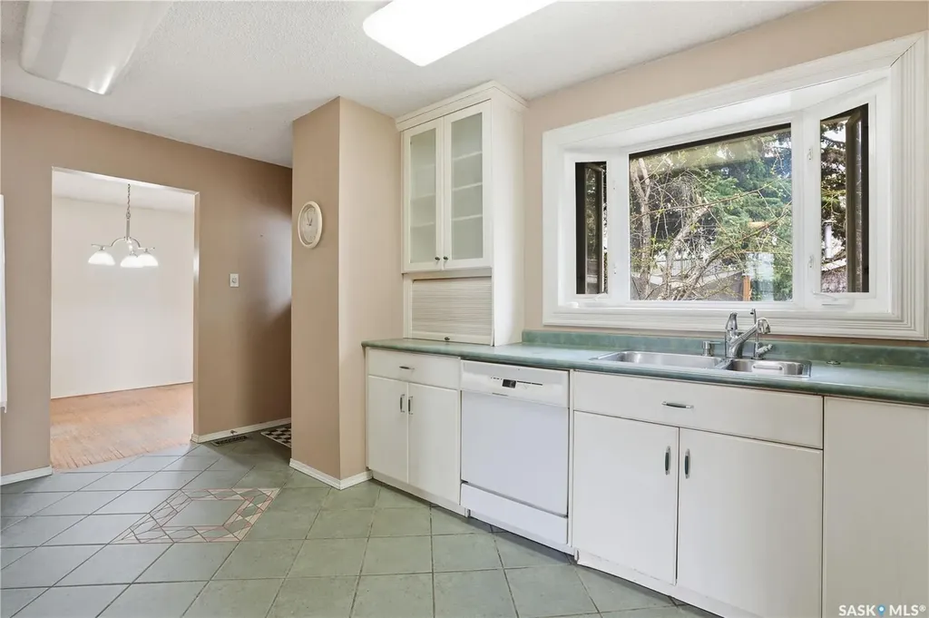 2009 Easthill Saskatoon SK S7J 3C6