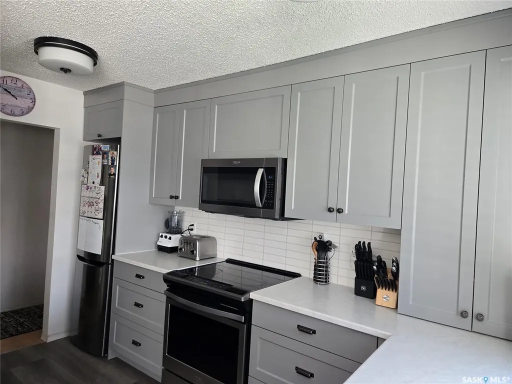 605 Wilson Crescent Saskatoon SK S7J 2M2