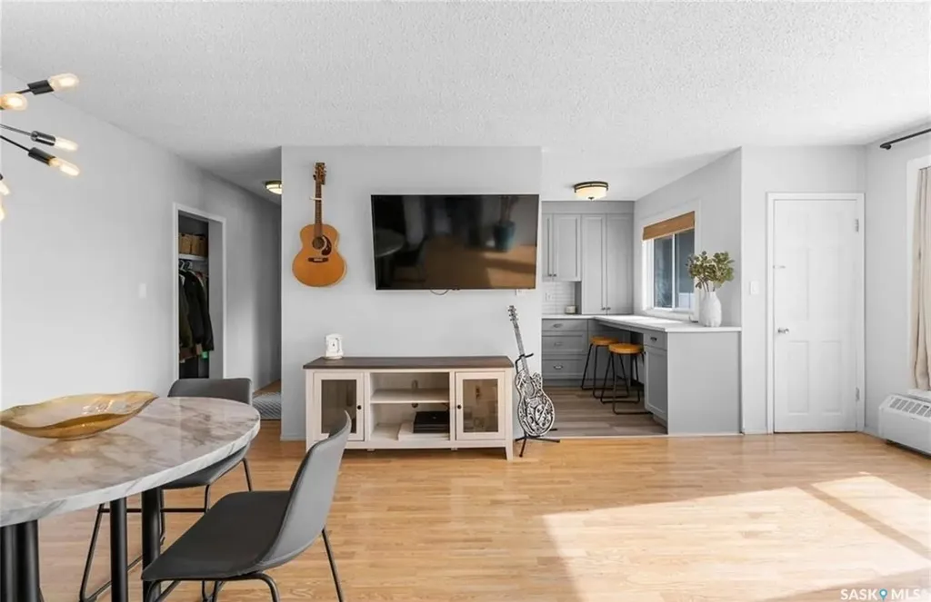 605 Wilson Crescent Saskatoon SK S7J 2M2