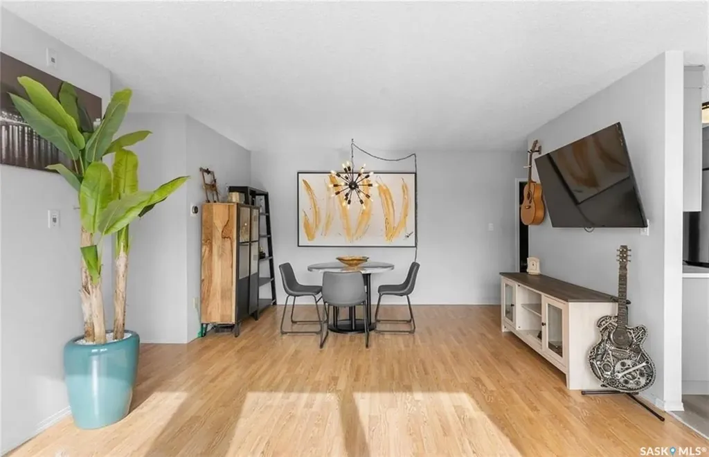 605 Wilson Crescent Saskatoon SK S7J 2M2