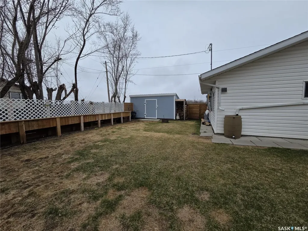 237 3rd Street NW Wadena SK S0A 4J0