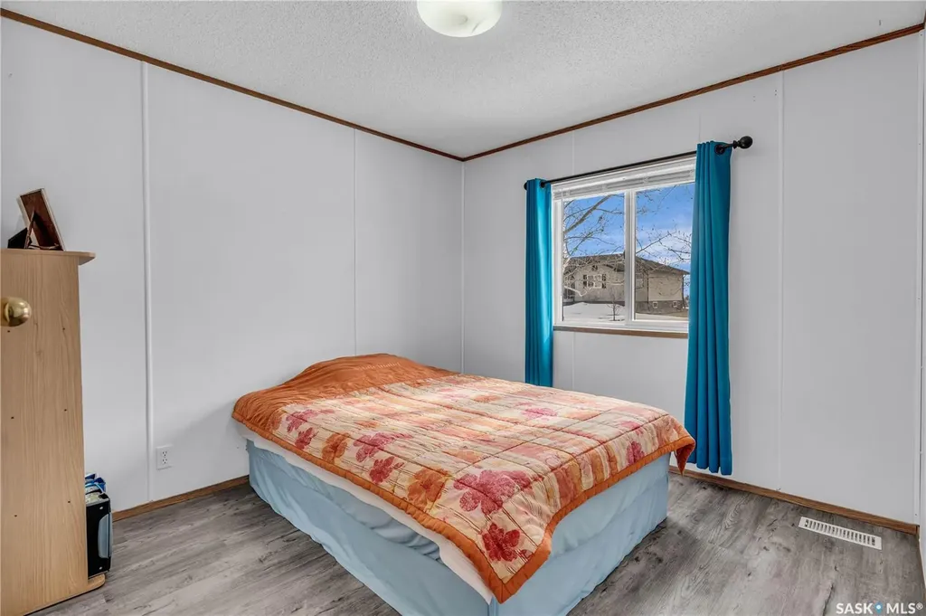 208 Tyvan Street Francis SK S0G 1V0