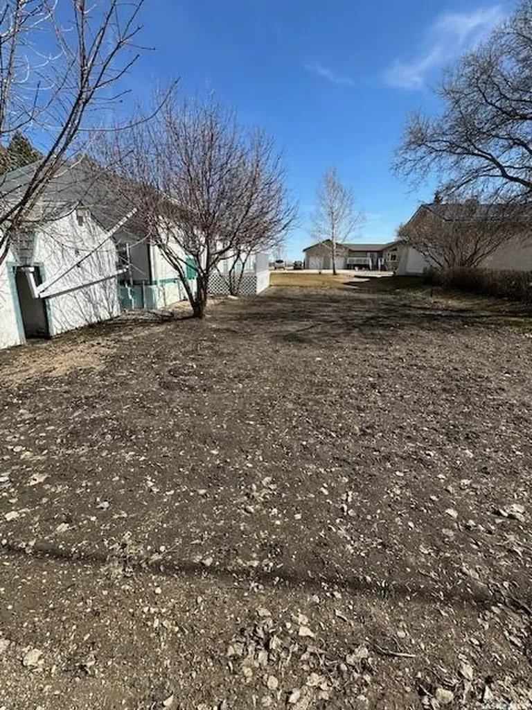 208 Tyvan Street Francis SK S0G 1V0