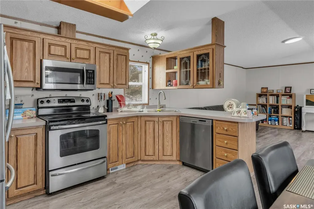 208 Tyvan Street Francis SK S0G 1V0