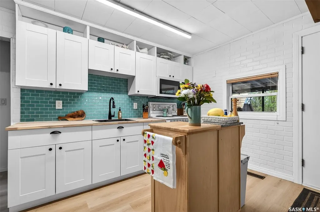 407 Hidden Ridge Place Marquis Rm No. 191 SK S0H 2X0