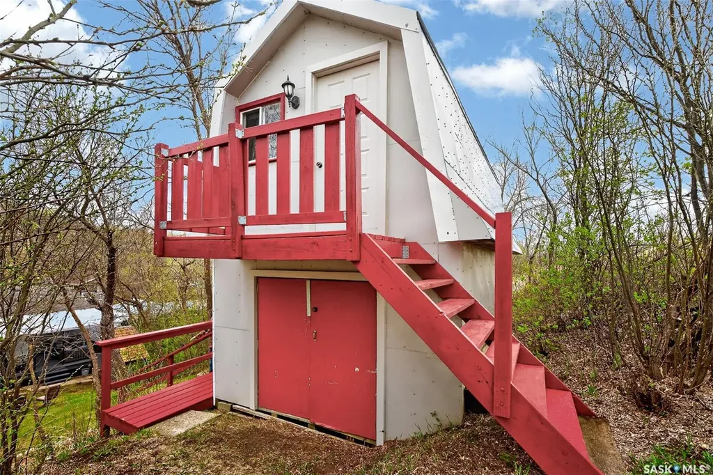 407 Hidden Ridge Place Marquis Rm No. 191 SK S0H 2X0