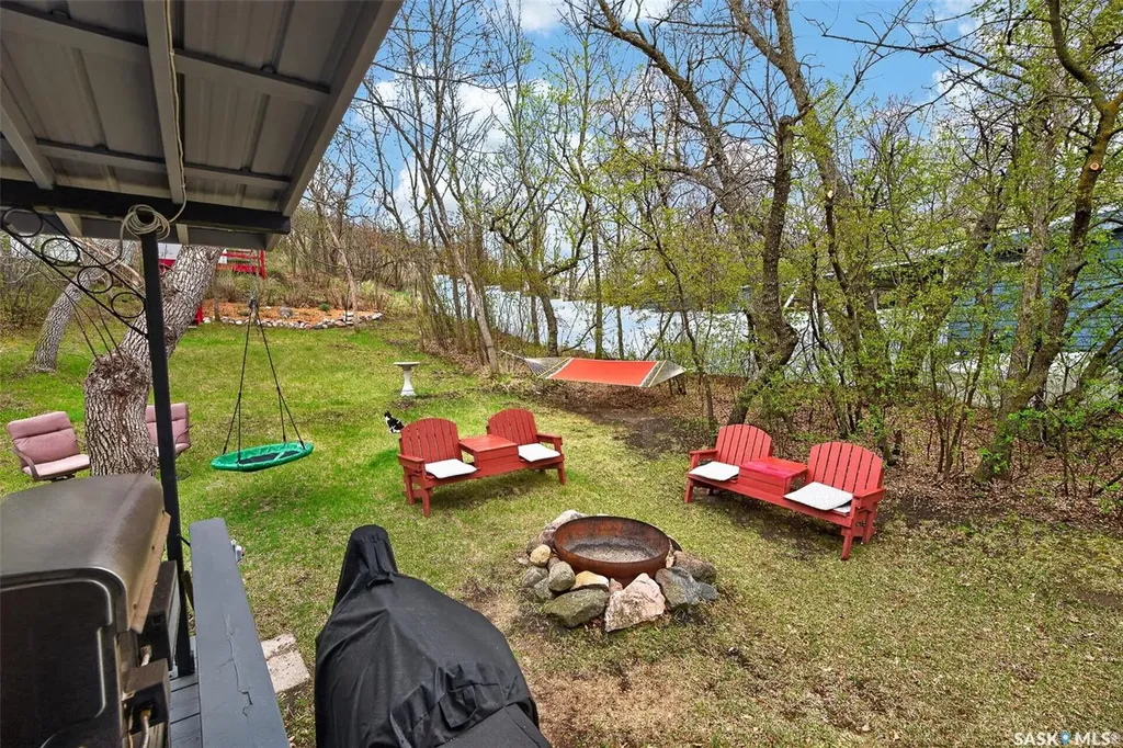 407 Hidden Ridge Place Marquis Rm No. 191 SK S0H 2X0