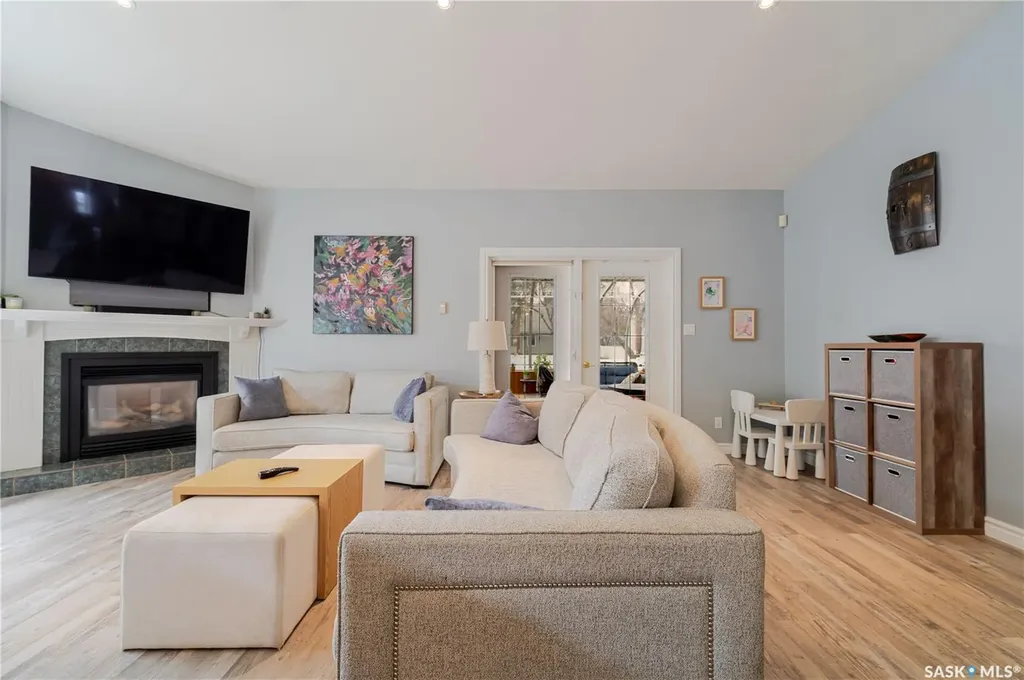 1054 Monk Avenue Moose Jaw SK S6H 4E4