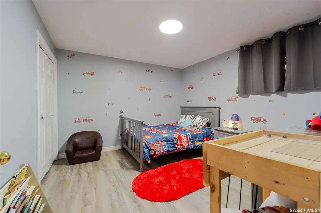 1054 Monk Avenue Moose Jaw SK S6H 4E4