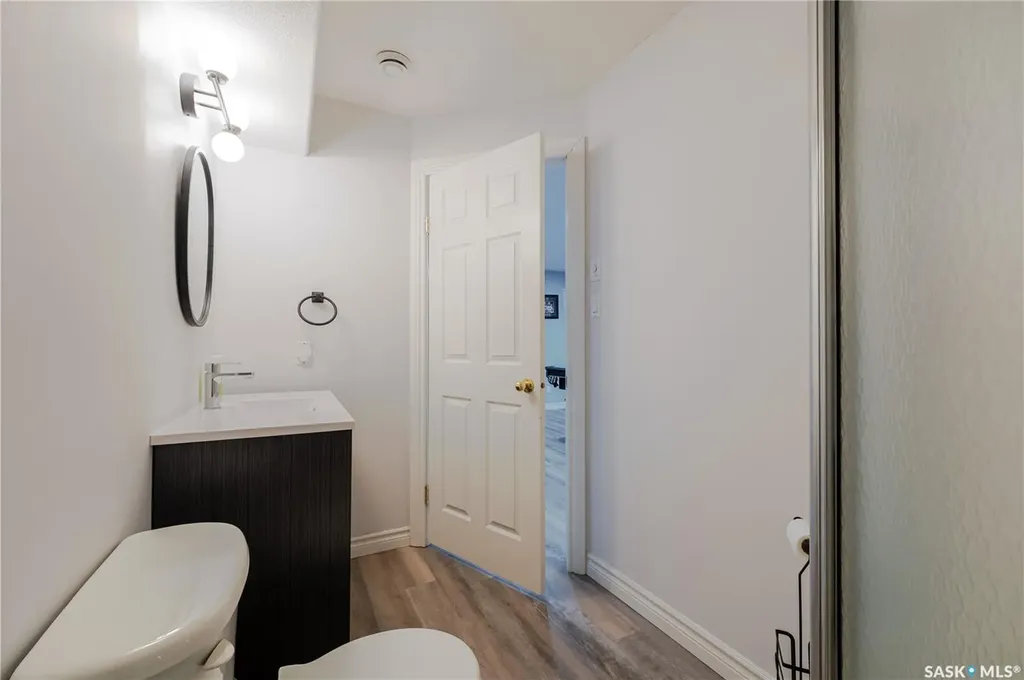 1054 Monk Avenue Moose Jaw SK S6H 4E4