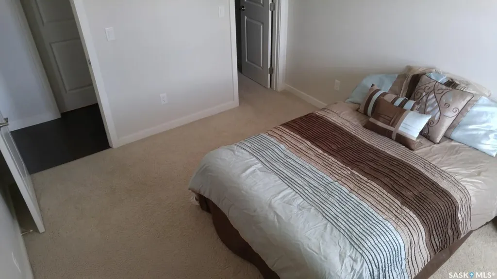 211 Ledingham Street Saskatoon SK S7V 0C5
