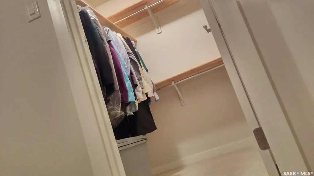 211 Ledingham Street Saskatoon SK S7V 0C5