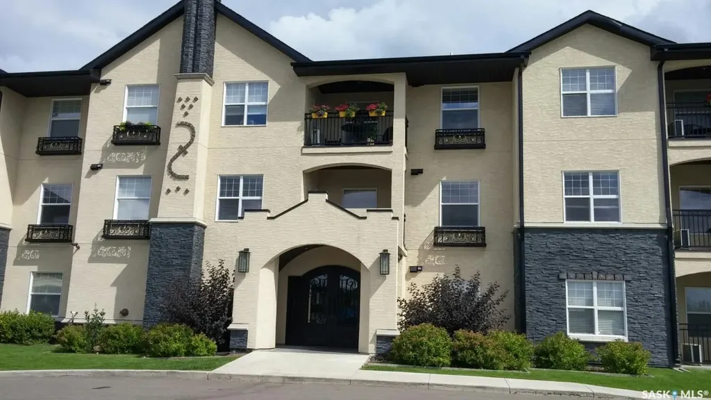 211 Ledingham Street Saskatoon SK S7V 0C5