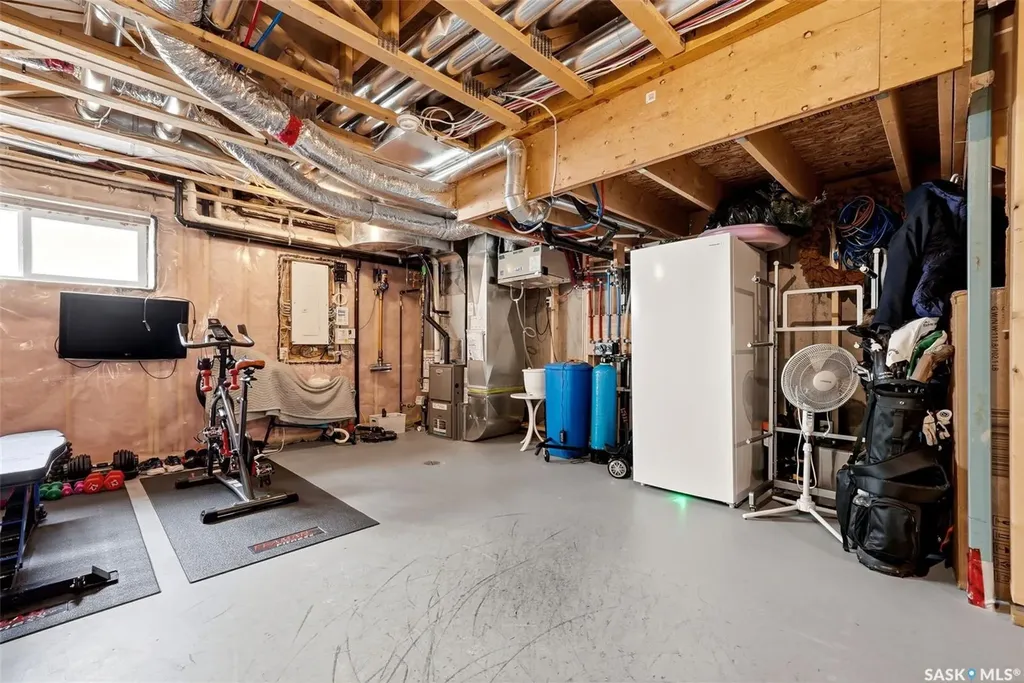 5564 Prefontaine Avenue Regina SK S4W 0M8