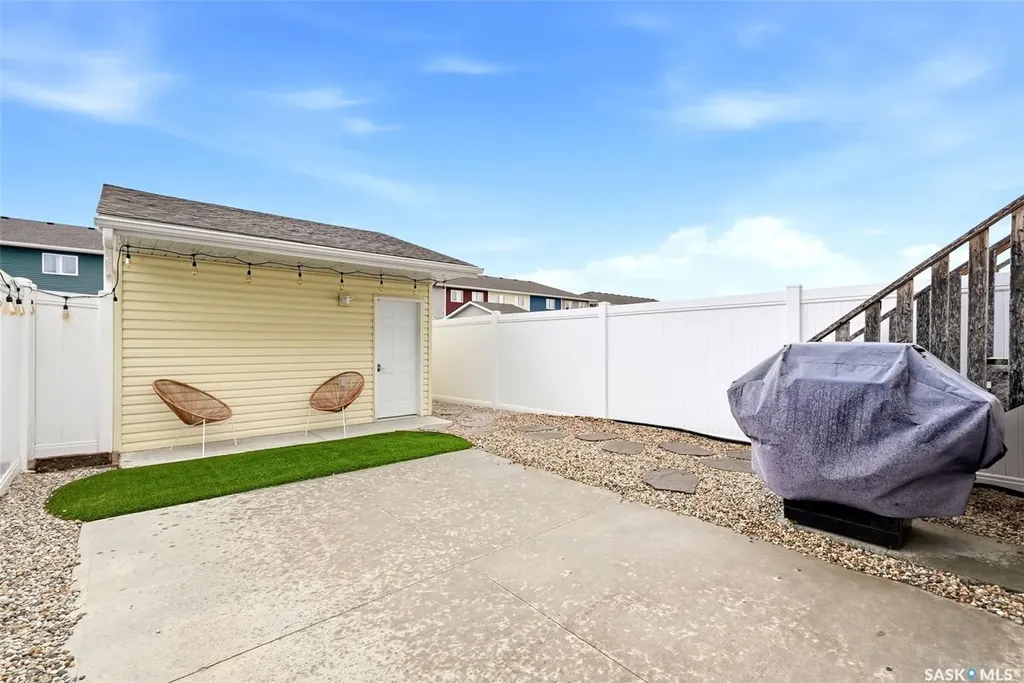 5564 Prefontaine Avenue Regina SK S4W 0M8