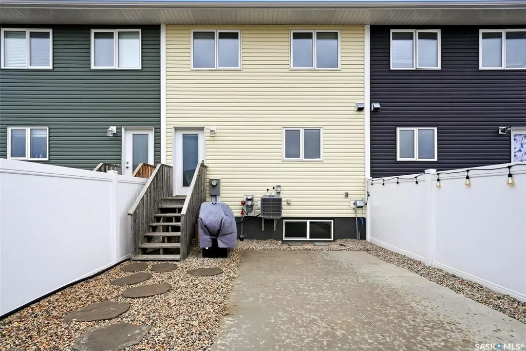 5564 Prefontaine Avenue Regina SK S4W 0M8