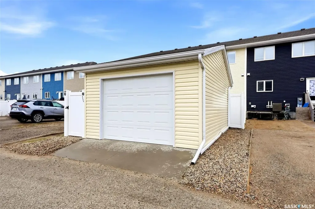 5564 Prefontaine Avenue Regina SK S4W 0M8