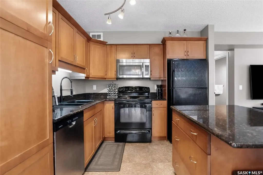 105 Lynd Crescent Saskatoon SK S7T 0C3