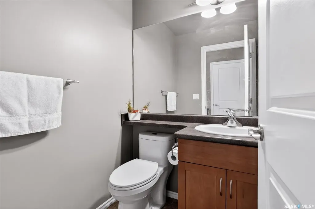 105 Lynd Crescent Saskatoon SK S7T 0C3