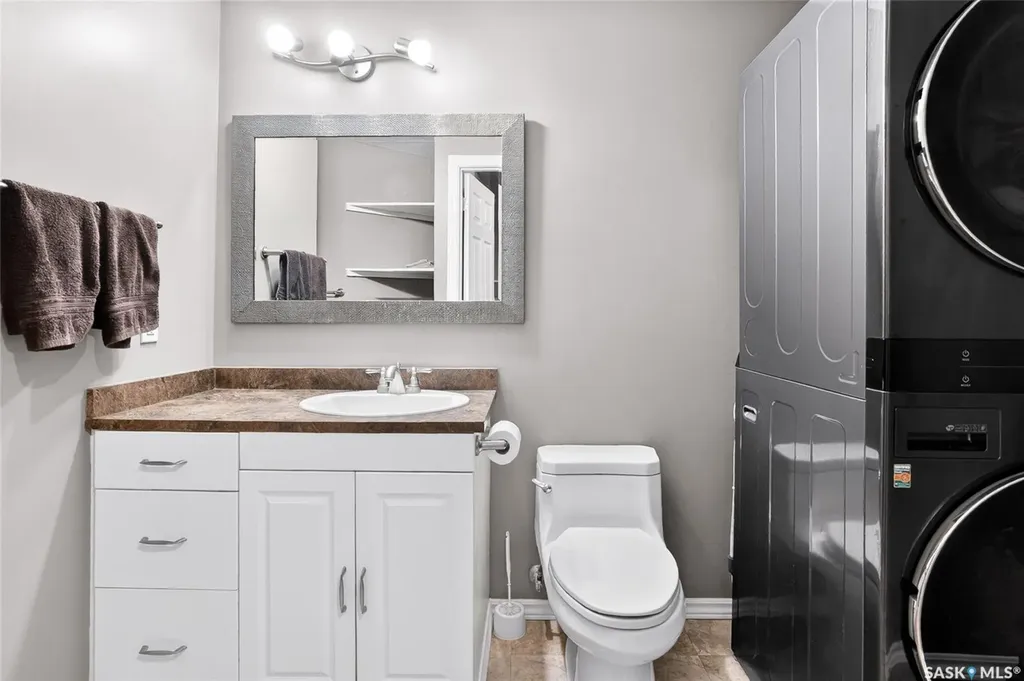 105 Lynd Crescent Saskatoon SK S7T 0C3