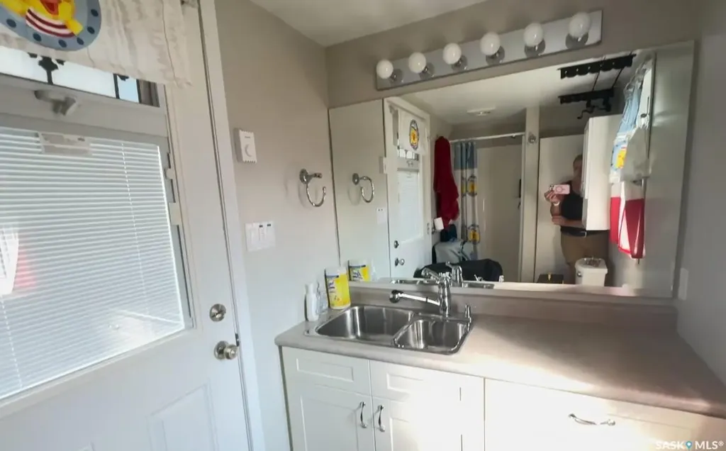 308 Francis Avenue Lakeland Rm No. 521 SK S0J 0N0