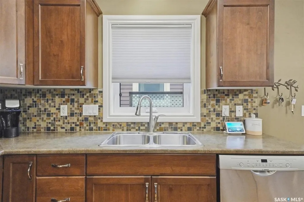 234 Klassen Crescent Saskatoon SK S7R 0E9