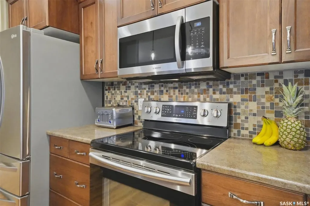 234 Klassen Crescent Saskatoon SK S7R 0E9