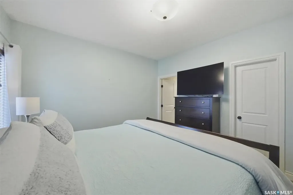 234 Klassen Crescent Saskatoon SK S7R 0E9