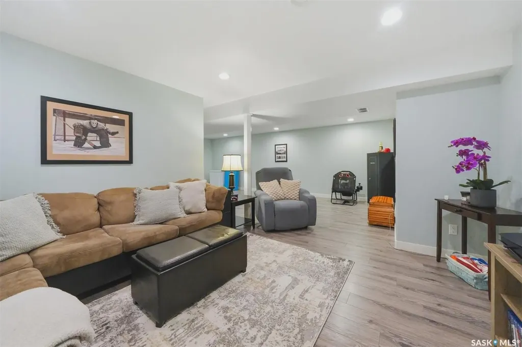 234 Klassen Crescent Saskatoon SK S7R 0E9