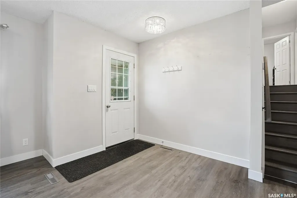 2305 Taylor Street E Saskatoon SK S7H 1W8