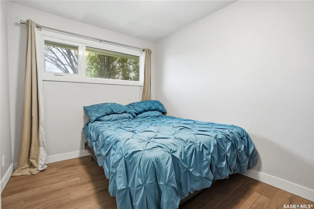 2305 Taylor Street E Saskatoon SK S7H 1W8