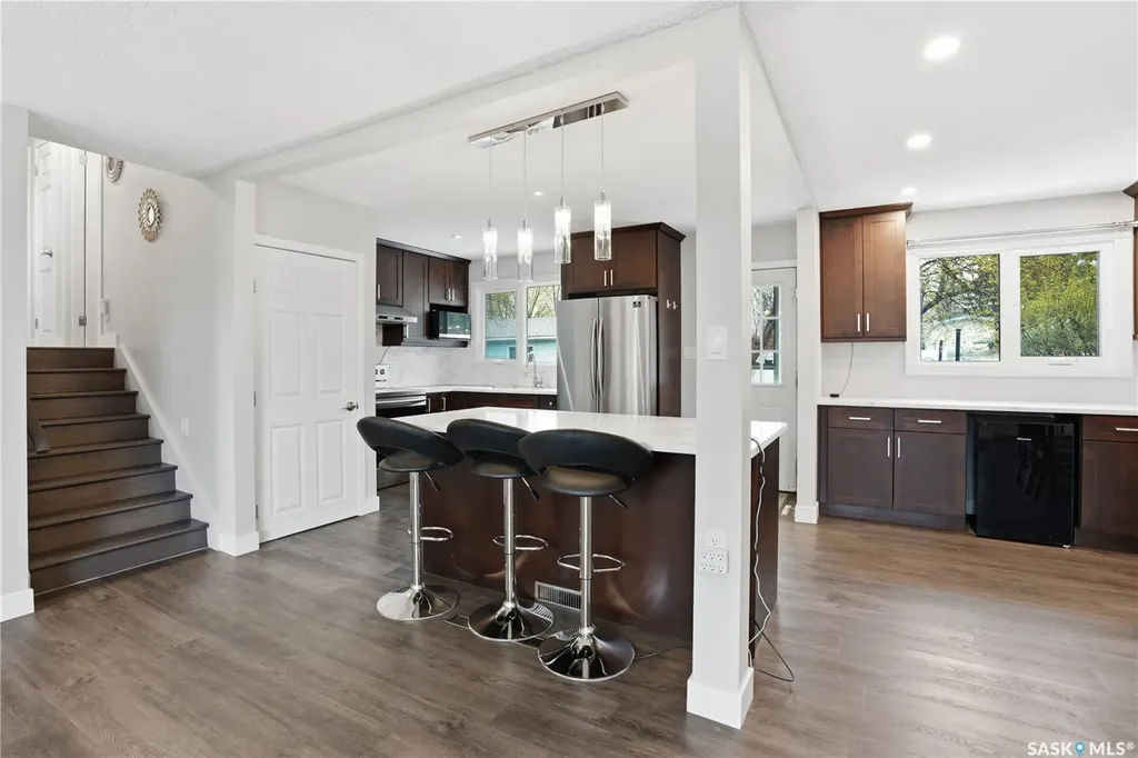2305 Taylor Street E Saskatoon SK S7H 1W8