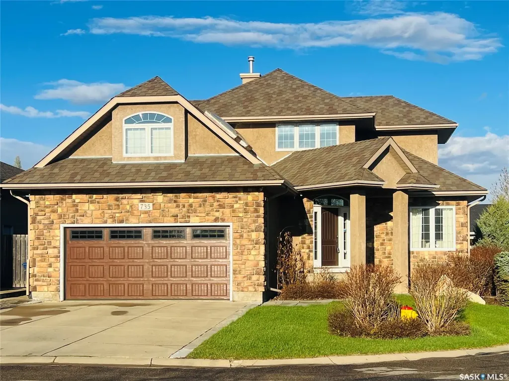 735 Wright Crescent Saskatoon SK S7N 4T8