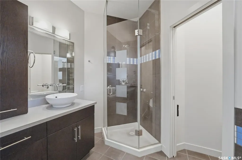 735 Wright Crescent Saskatoon SK S7N 4T8