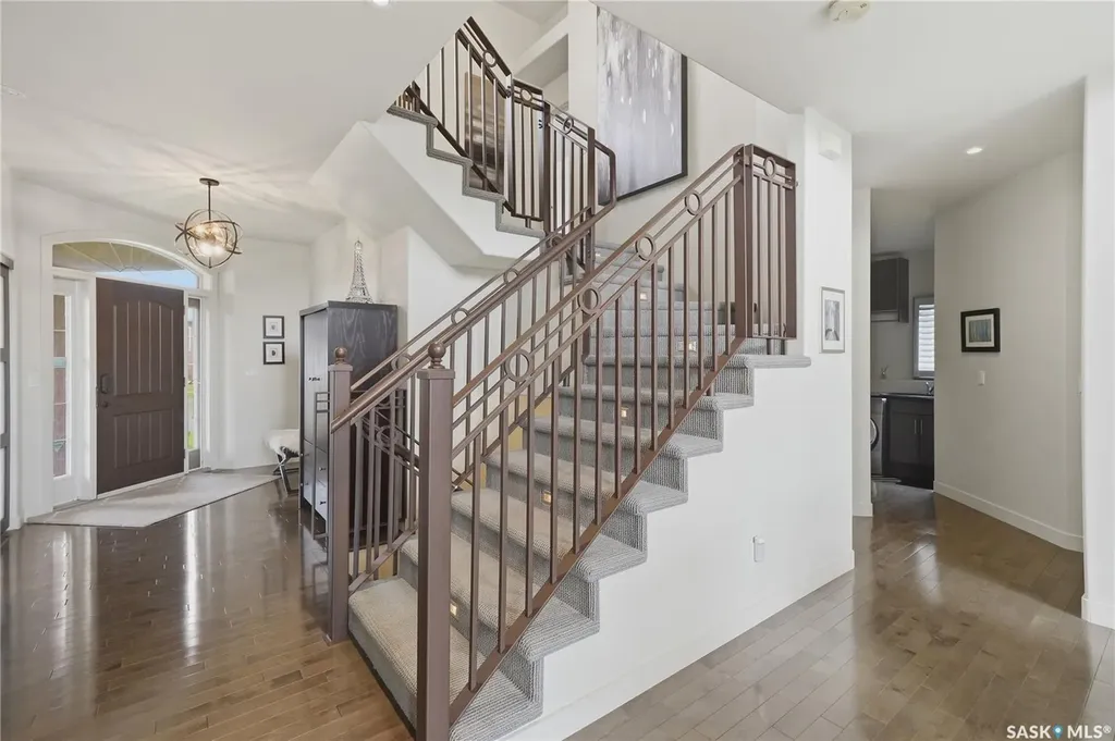 735 Wright Crescent Saskatoon SK S7N 4T8