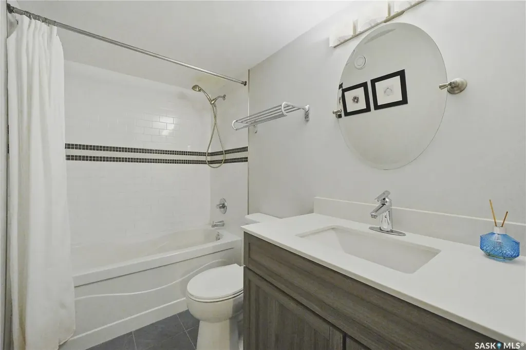 735 Wright Crescent Saskatoon SK S7N 4T8