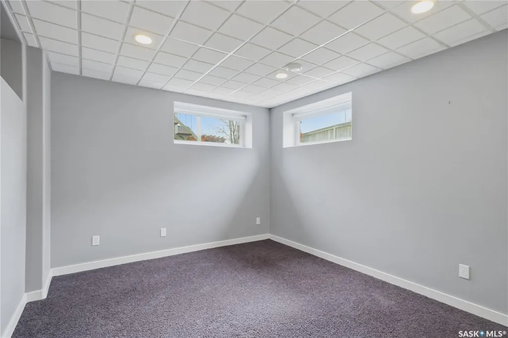 735 Wright Crescent Saskatoon SK S7N 4T8