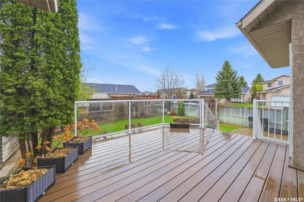 735 Wright Crescent Saskatoon SK S7N 4T8